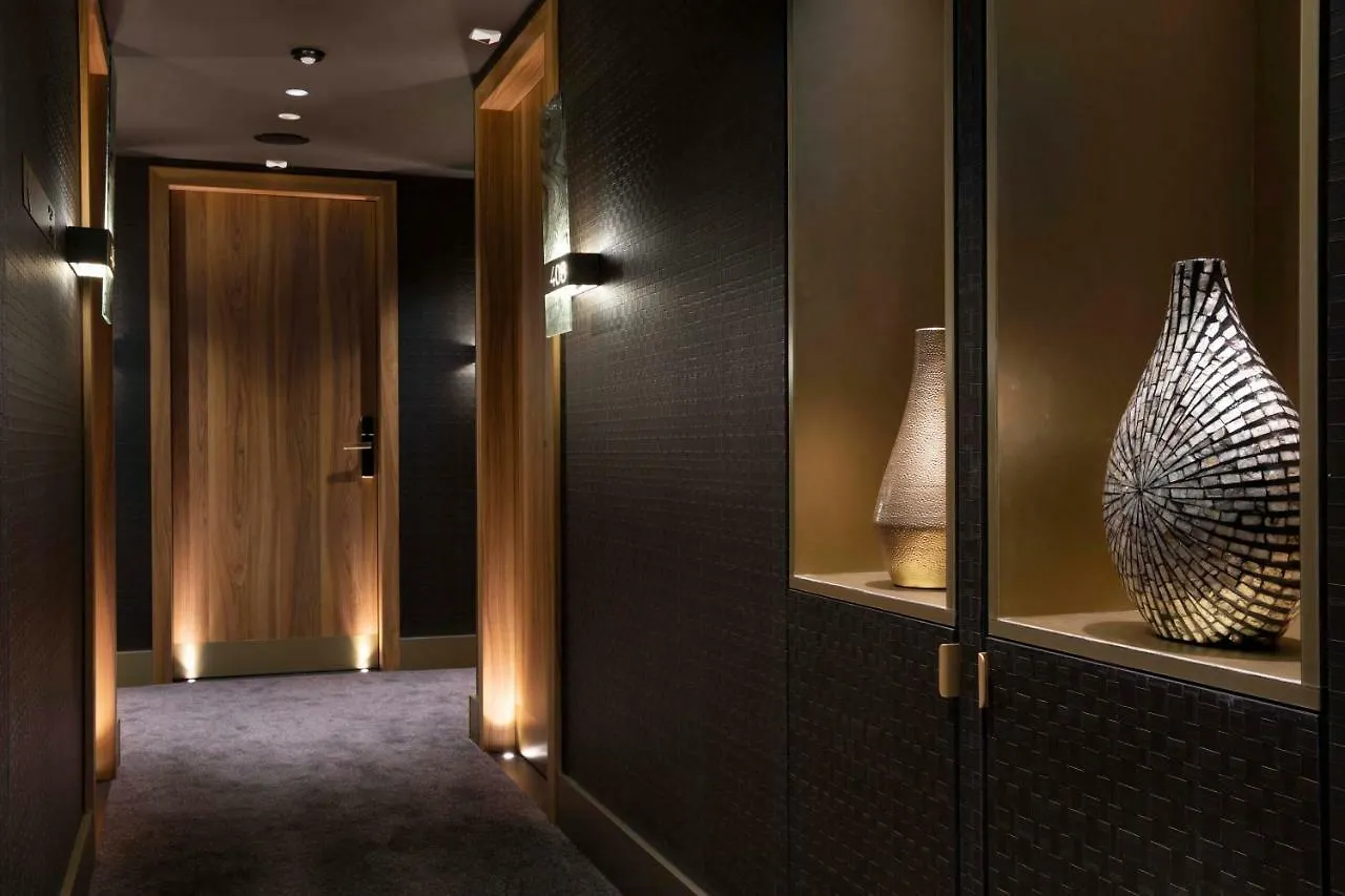 Hotel D Genève 4*,  Zwitserland